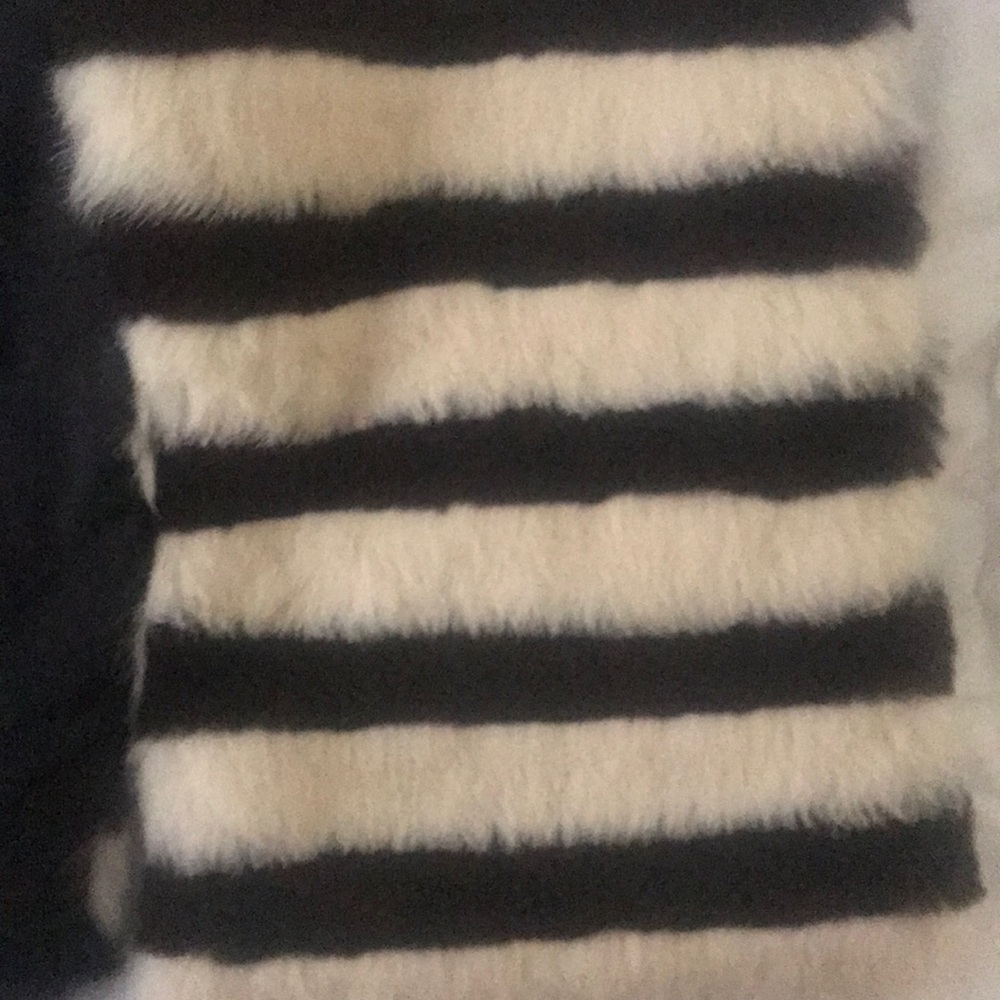 Fur scarf - Picture 2 of 5